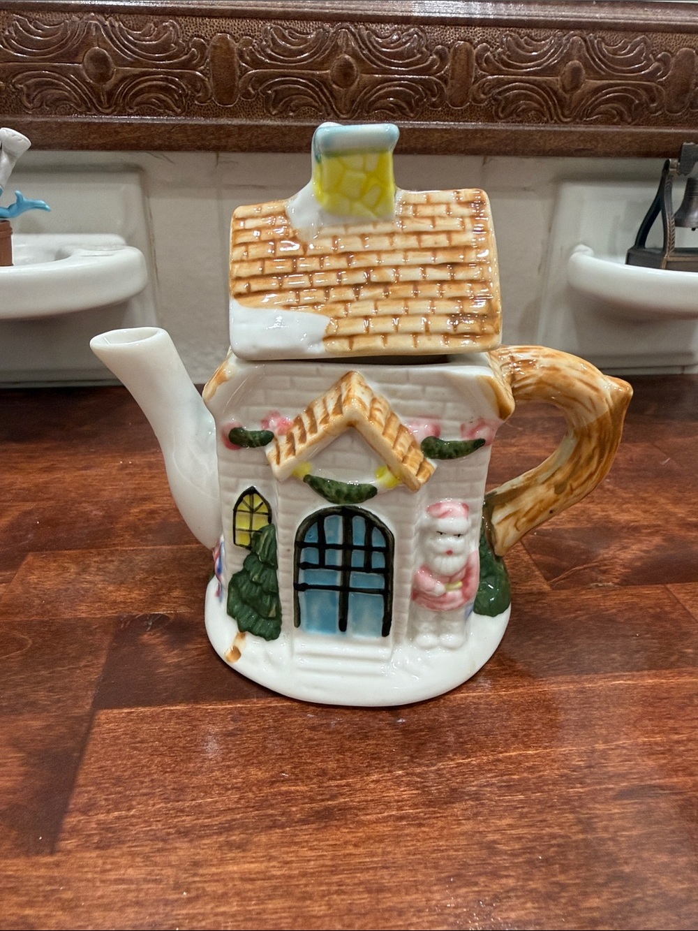 Christmas Tea Pot